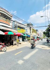 Bán nhà 1 lầu mặt tiền KD đường Ba Đình P.10 Quận 8